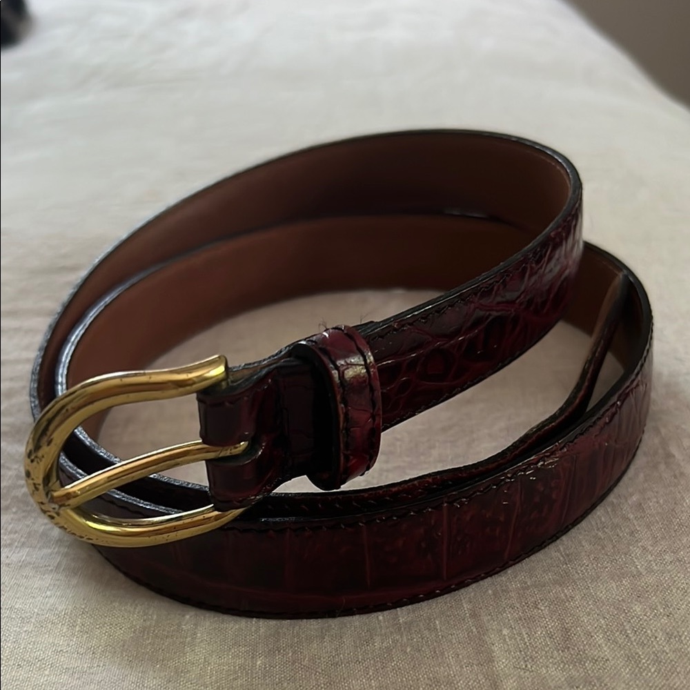 Elegant Burgundy Leather Belt with Gold Buckle